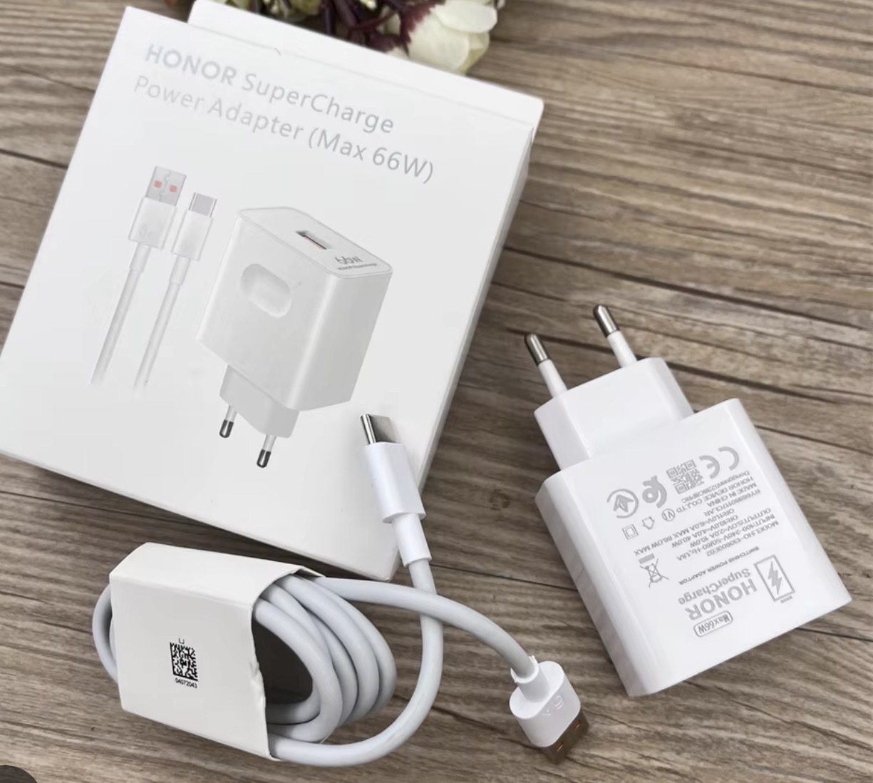 Honor SuperCharge Power Adapter 80W WW photo 